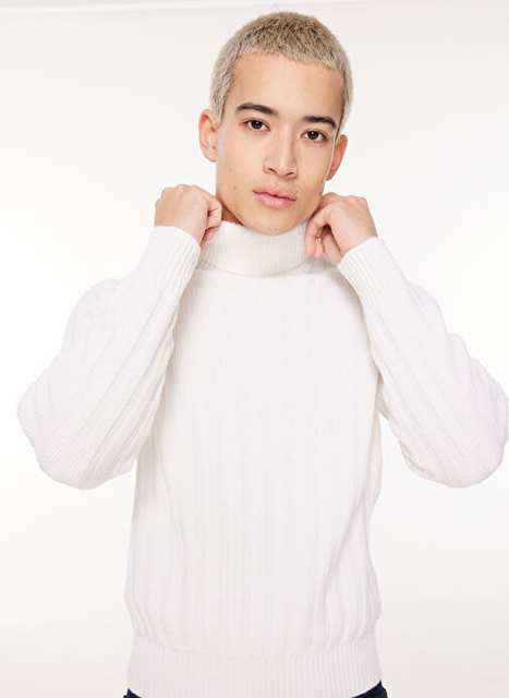 Tombolini Crew Neck Slim Fit White Men's Sweater 61101130