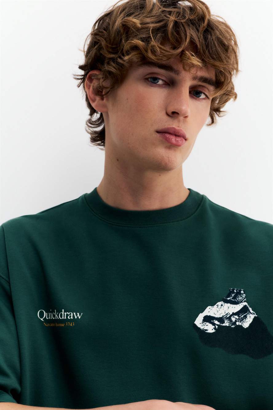 Short sleeve sweatshirt with graphic — Product image 13 of 14