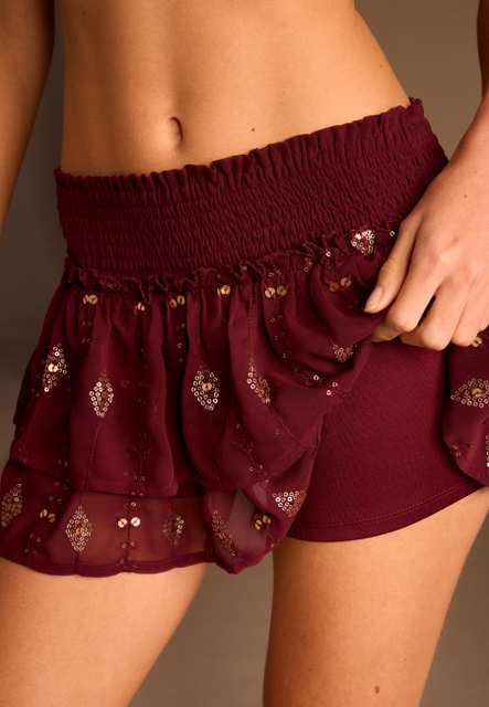 Embroidered skirt