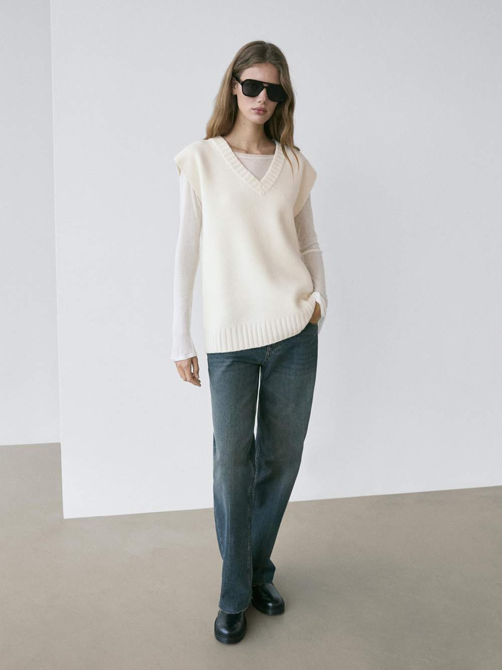 Long wool knit vest — Product image 8 of 13