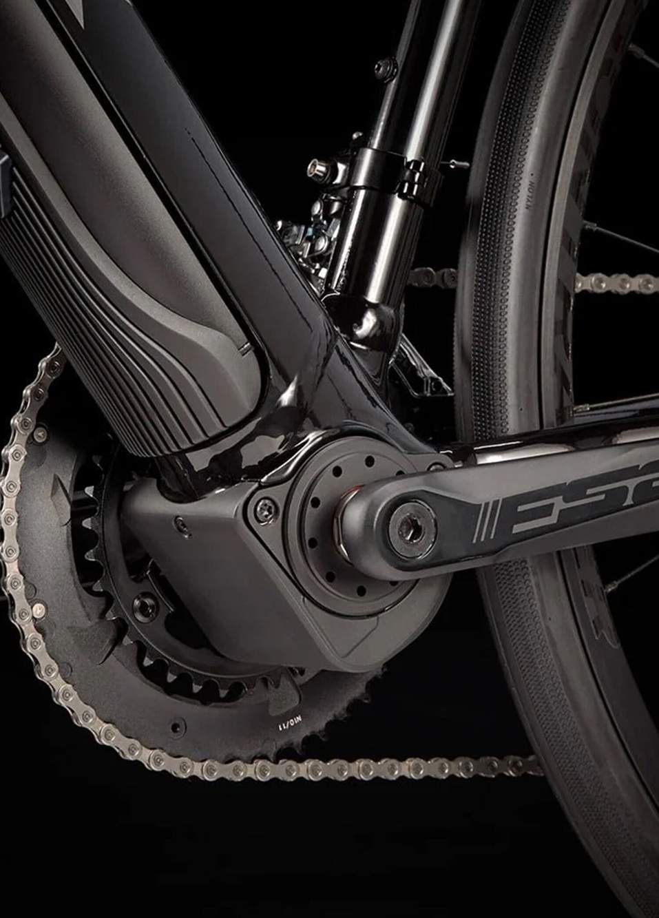 Domane + Al 5 Siyah Elektrikli Yol Bisikleti — Product image 3 of 7