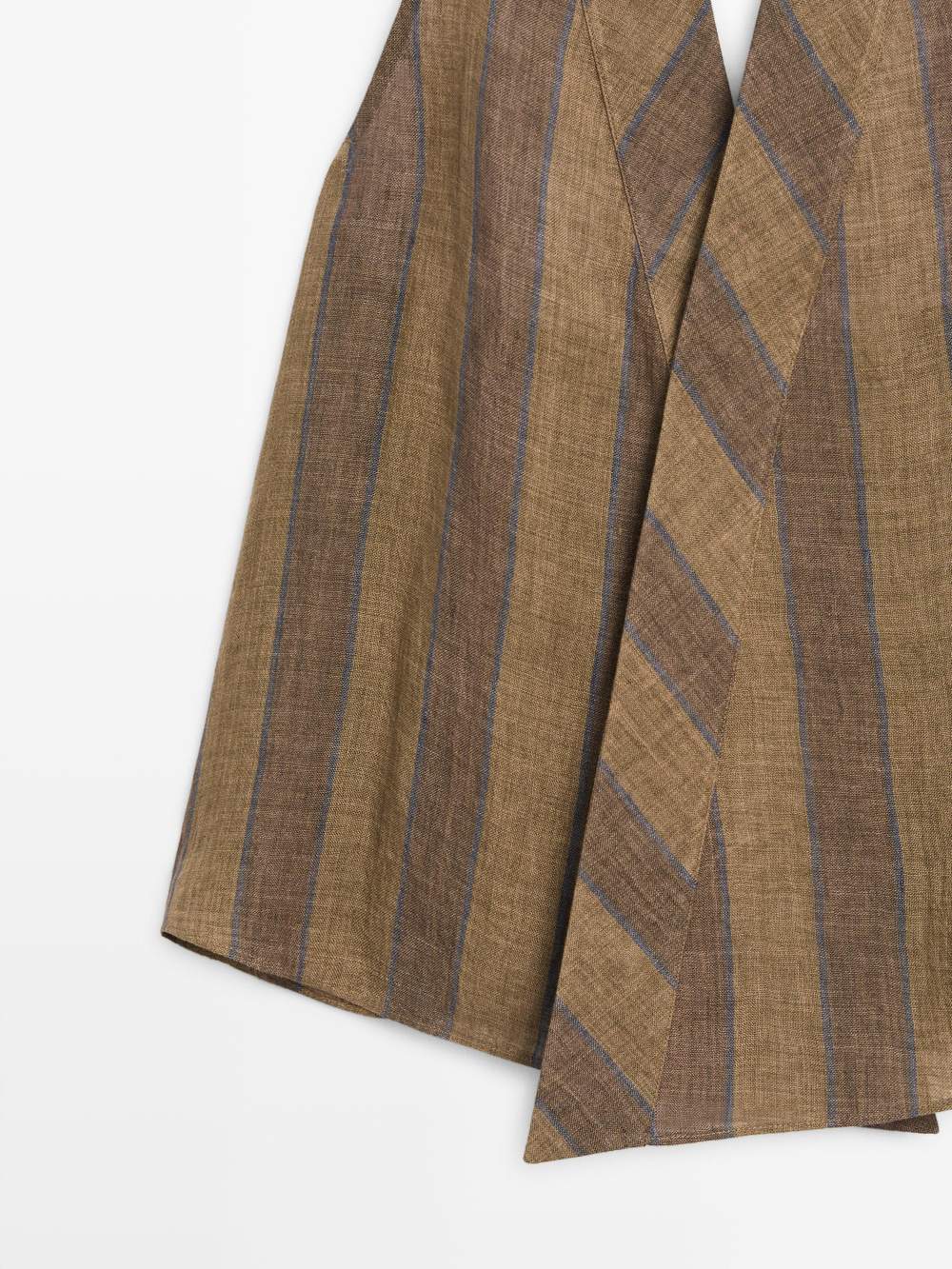 Printed waistcoat with crossover neckline — Product image 4 of 17