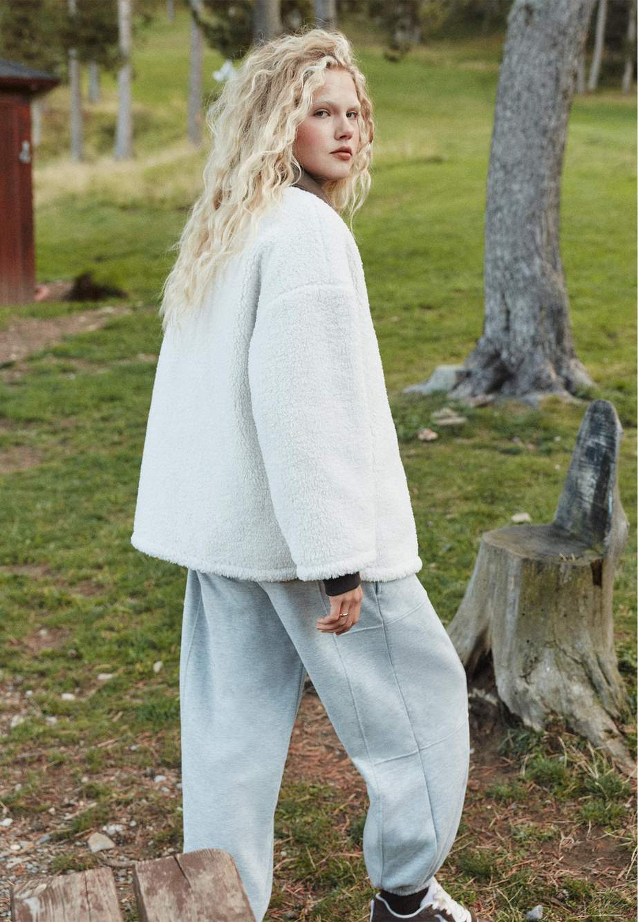 Plush balloon jogger trousers — صورة المنتج 66 من 140