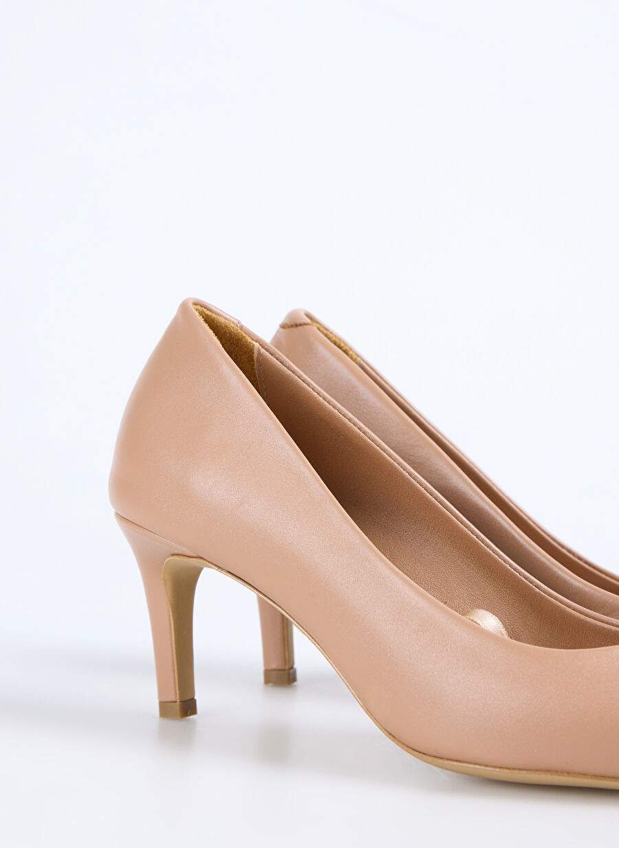 Vince Camuto Bej Kadn Deri Topuklu Ayakkab D Loris Donie — صورة المنتج 5 من 5
