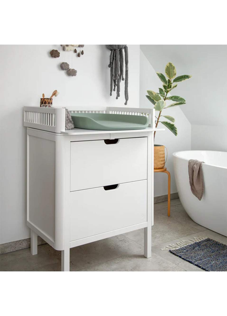 Seagrass Green Bebek Alt Değiştirme Matı — صورة المنتج 5 من 5