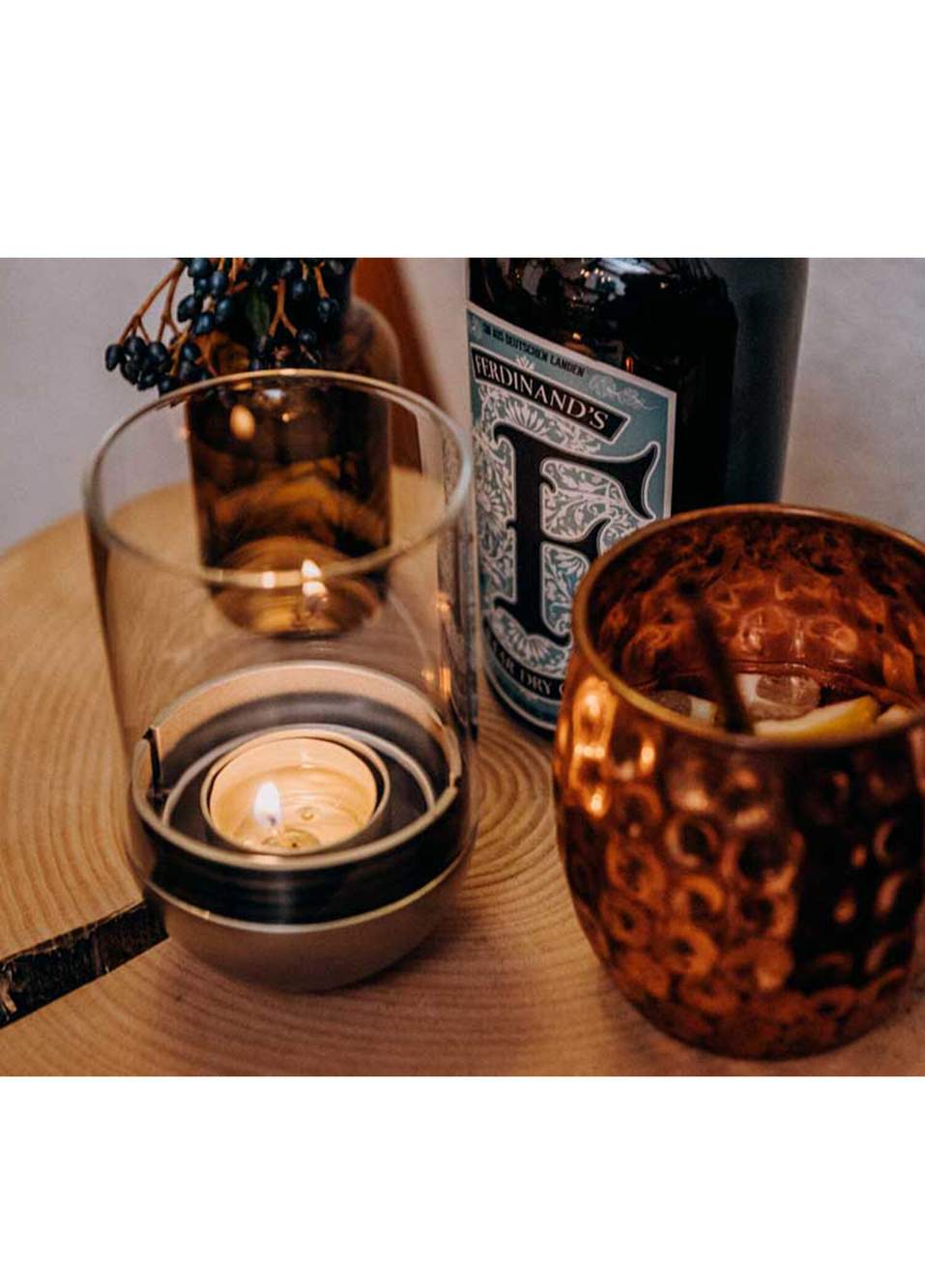 Gravity Candle Metal Candle Holder — صورة المنتج 6 من 6