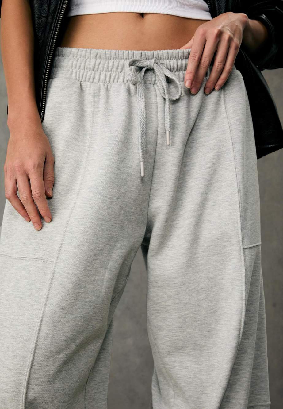 Plush balloon jogger trousers — صورة المنتج 48 من 140