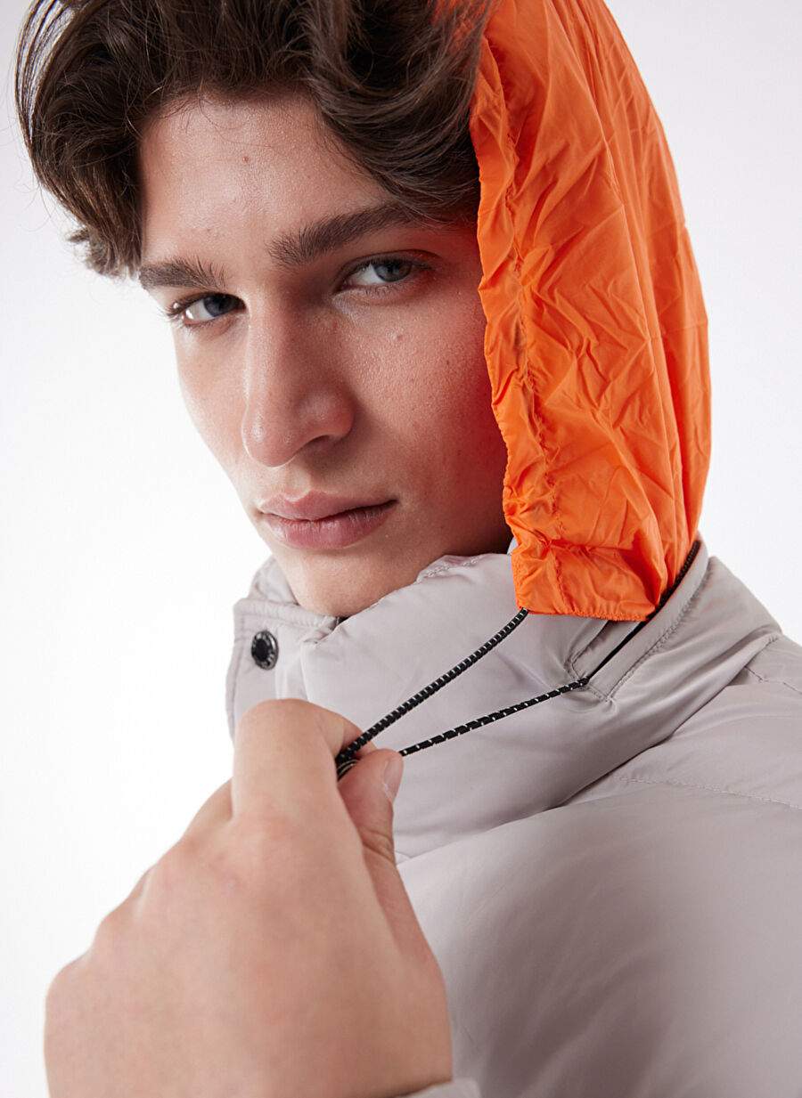 Lee Stand Collar Regular Fit Off White Men's Puffer Jacket L222360 — Product image 5 of 8