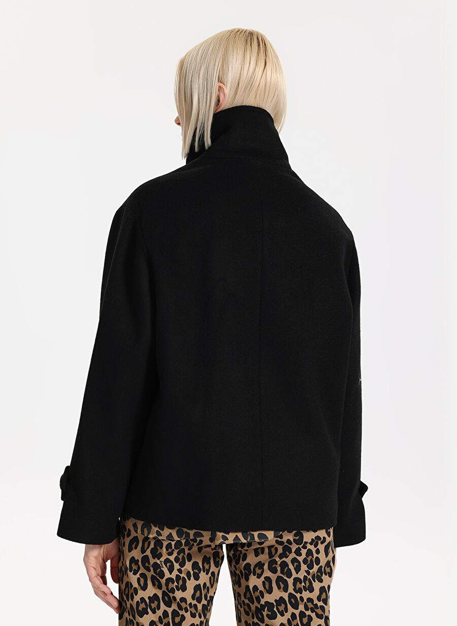 Black — Product image 6 of 8