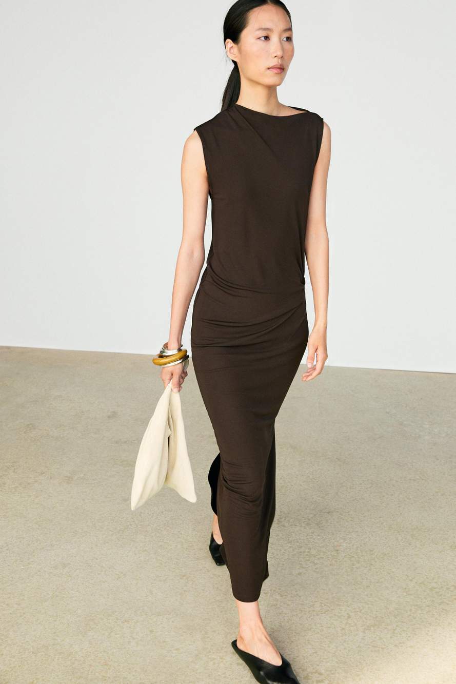 Asymmetric ruched midi dress — Product image 9 of 17
