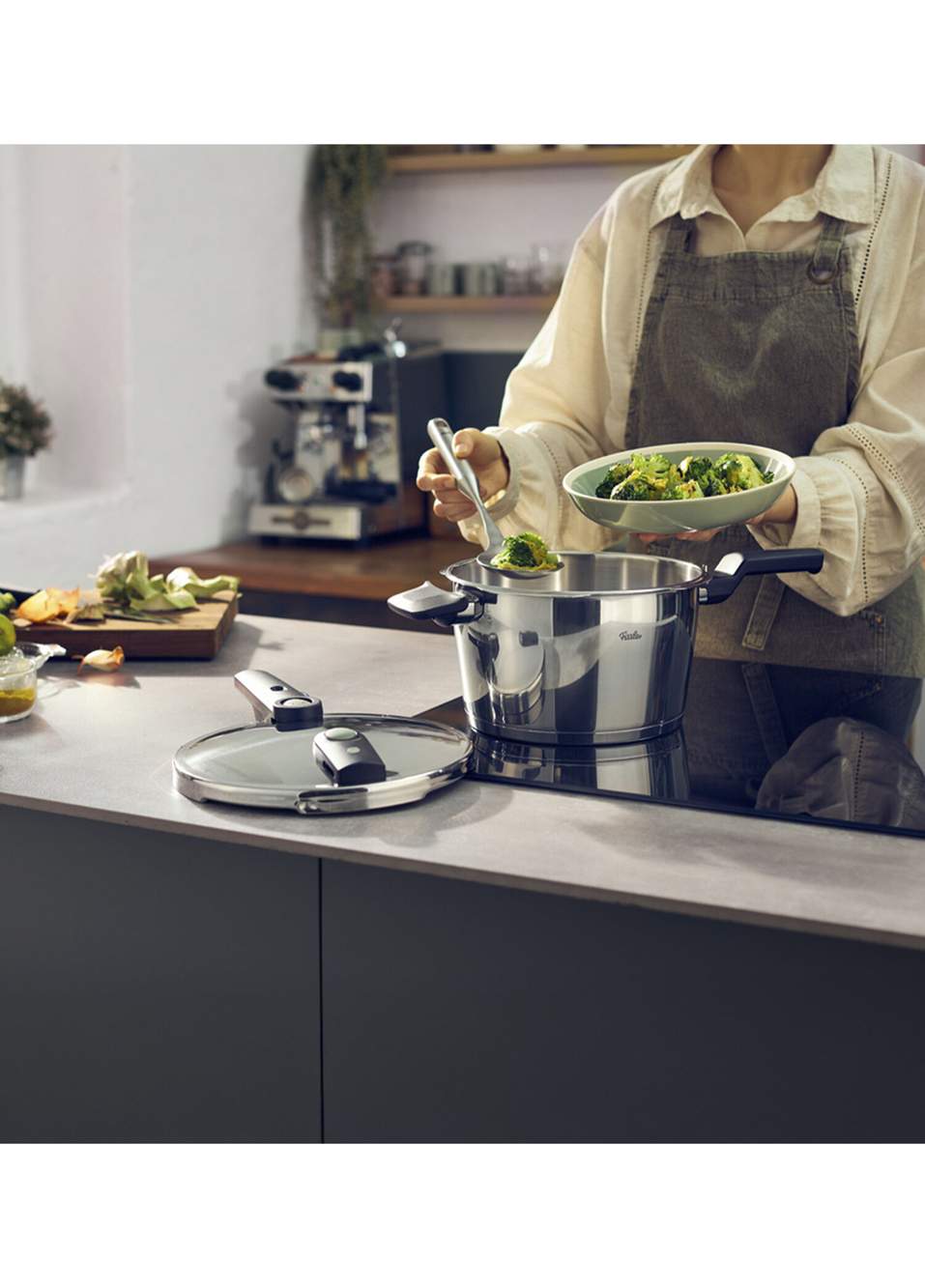 Vitaquick Elemental Grey Steel Pressure Cooker 3,5 Lt — Product image 3 of 4