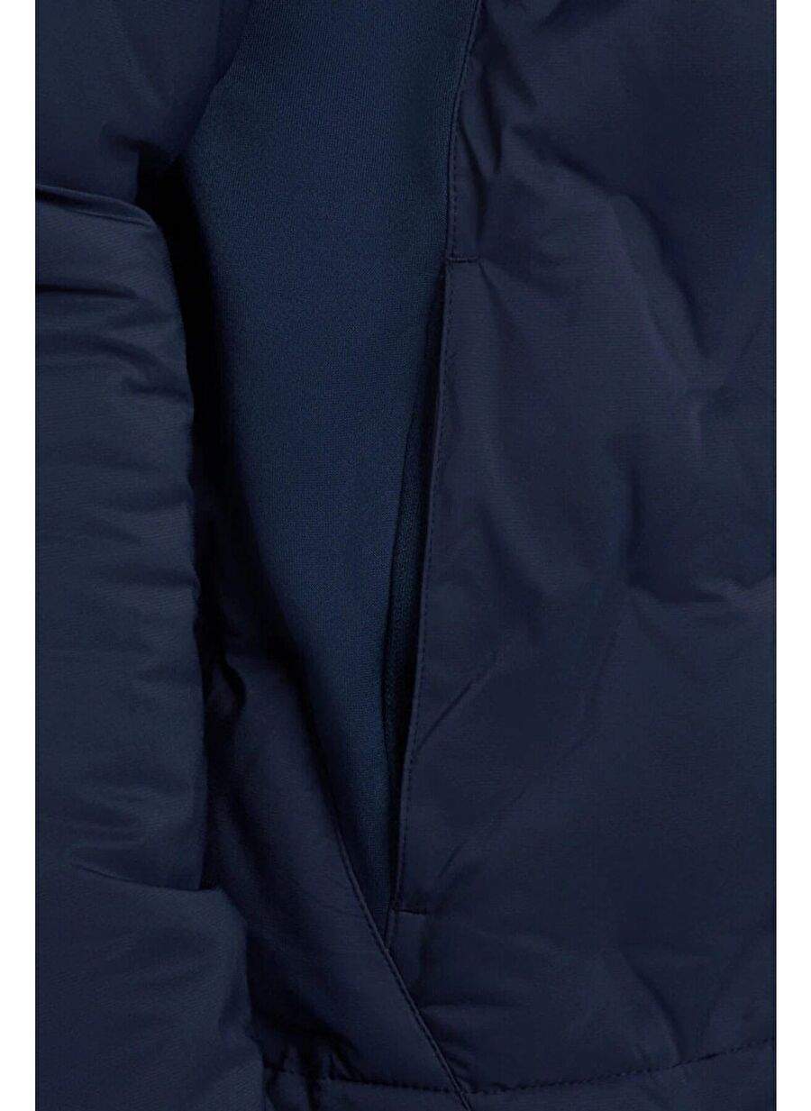 Callaway Chev Quilted Men's Quilted Jacket — Product image 8 of 8