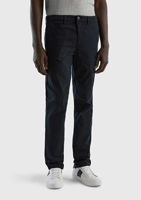Men's Black Slim Fit Chino