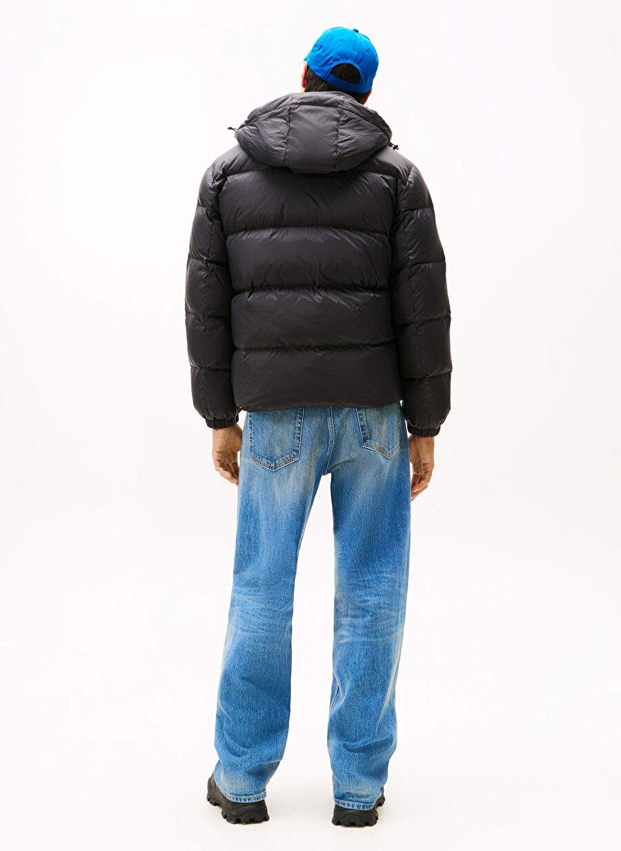Essential Down Kapuson Regular Fit Siyah Erkek Duz Mont Dm0dm19786bds — Product image 4 of 4