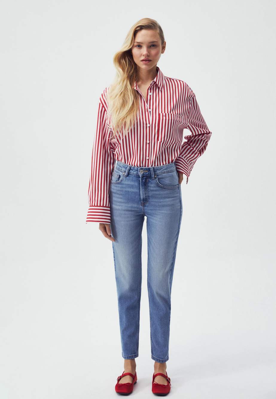 D10 Slim fit mom jeans — صورة المنتج 42 من 45