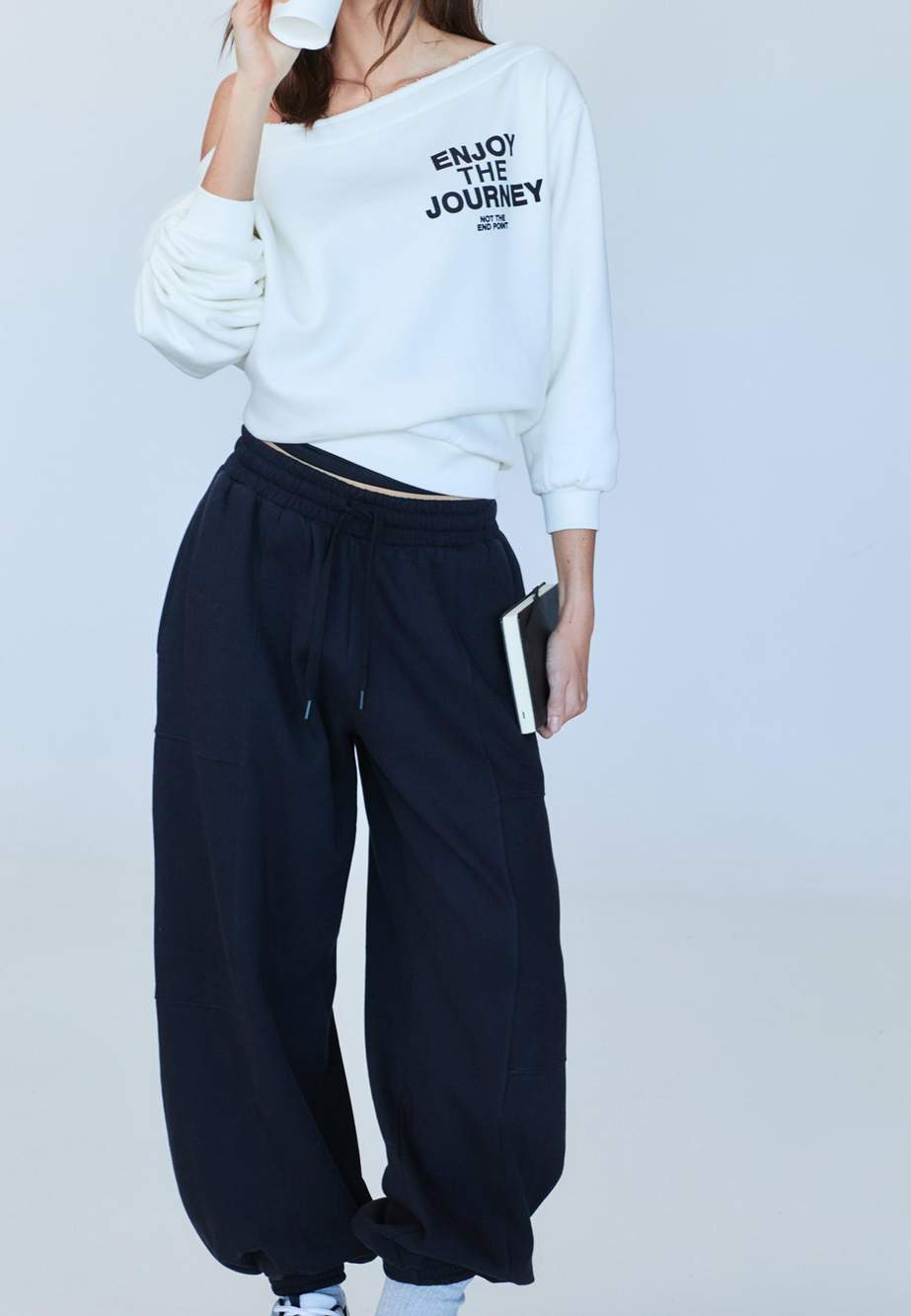 Plush balloon jogger trousers — صورة المنتج 9 من 140