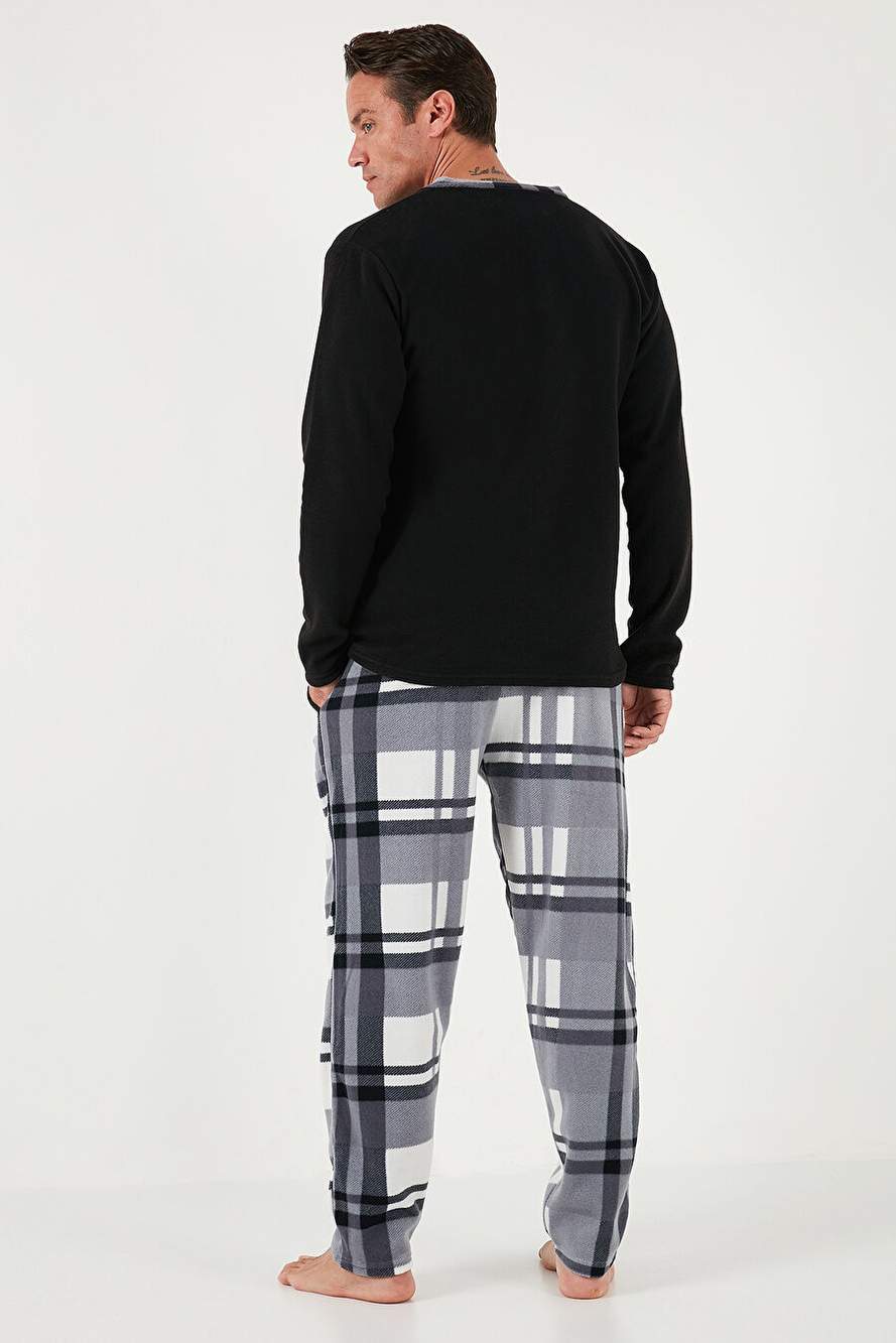 Buratti Ekoseli Regular Fit Düğmeli Bisiklet Yaka Kışlık Polar Erkek Pijama Takımı  60961008 — Product image 6 of 6