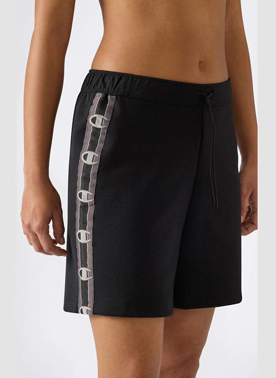 Champion 118788-KK001 Shorts Siyah Kadın Şort — صورة المنتج 3 من 5