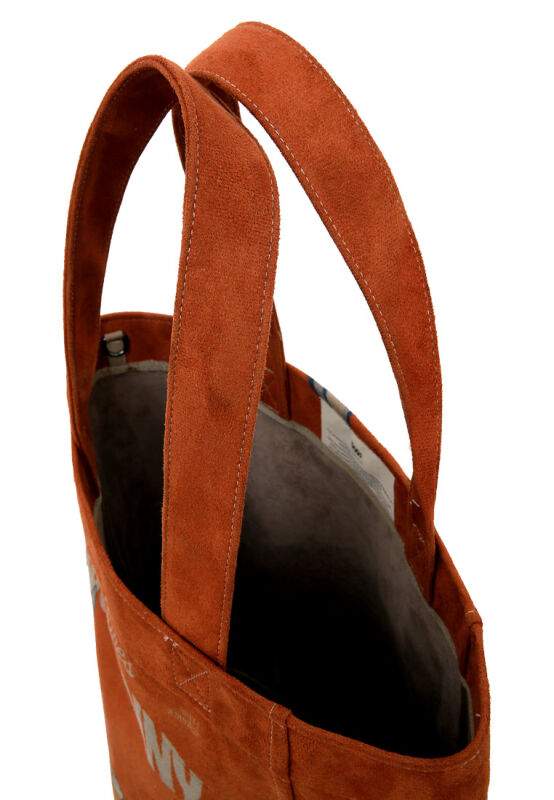 Women Vegan Orange Large Tote Bag - Warner Bros Red Hot Bunny Design — صورة المنتج 7 من 7