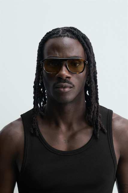 RECTANGULAR SUNGLASSES