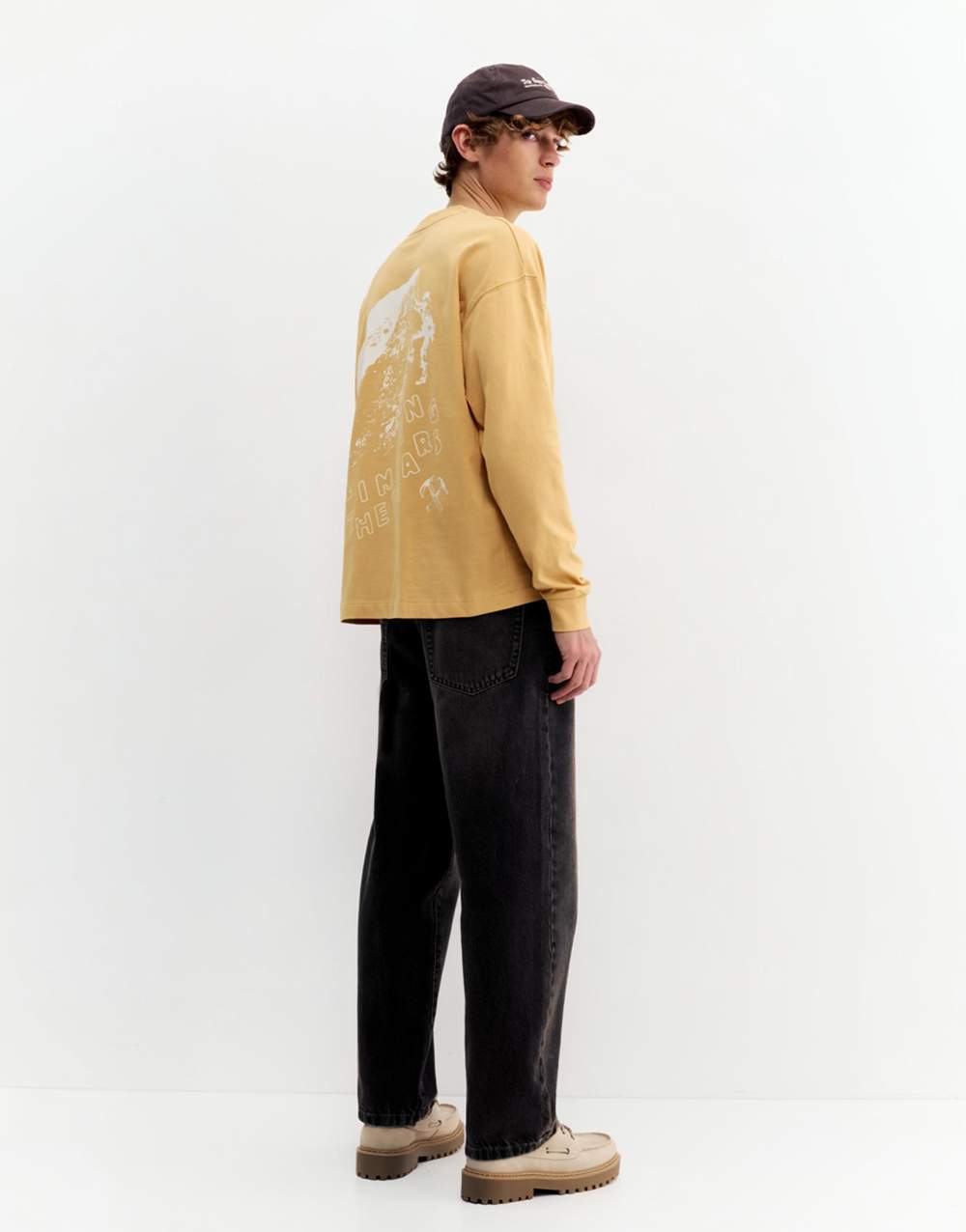 Long sleeve T-shirt with pocket — Product image 13 of 17