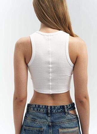 Fleur Fitli Weightlifting Collar White Crop — Product image 18 of 35