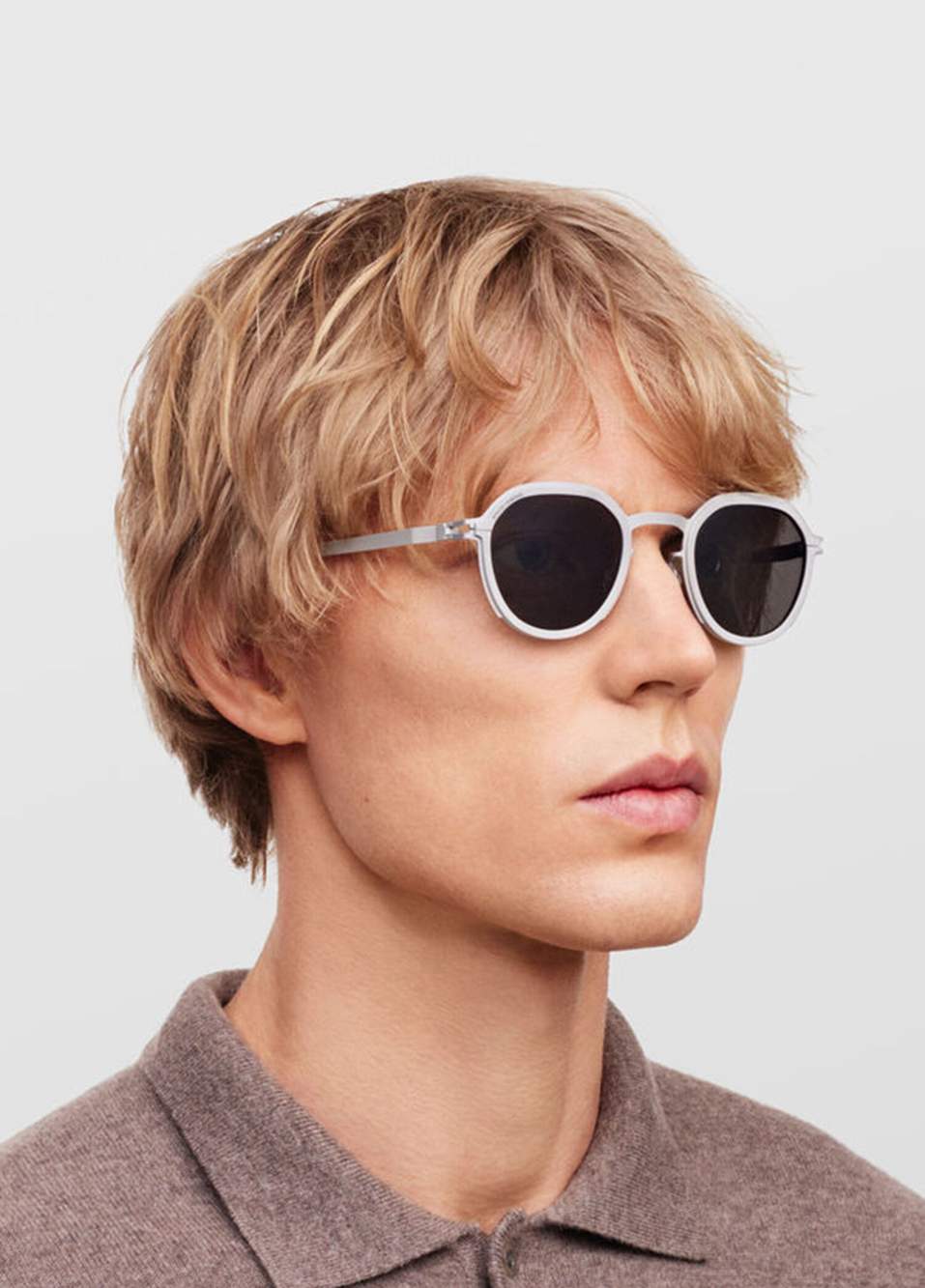 Mr001 Al2 C380 White Silver Titanium Unisex Sunglasses — Product image 5 of 6
