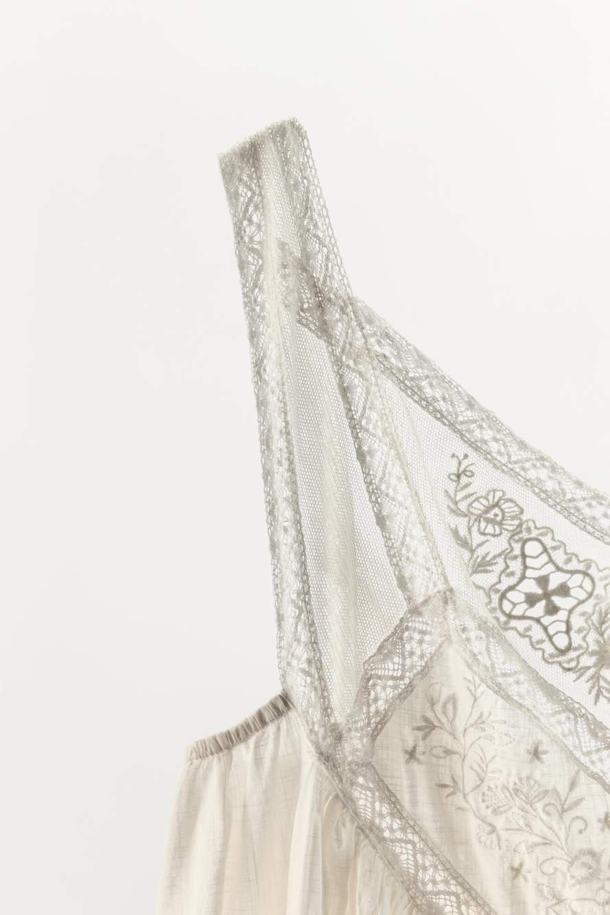 FLORAL EMBROIDERED PLEATED DRESS — Product image 15 of 15