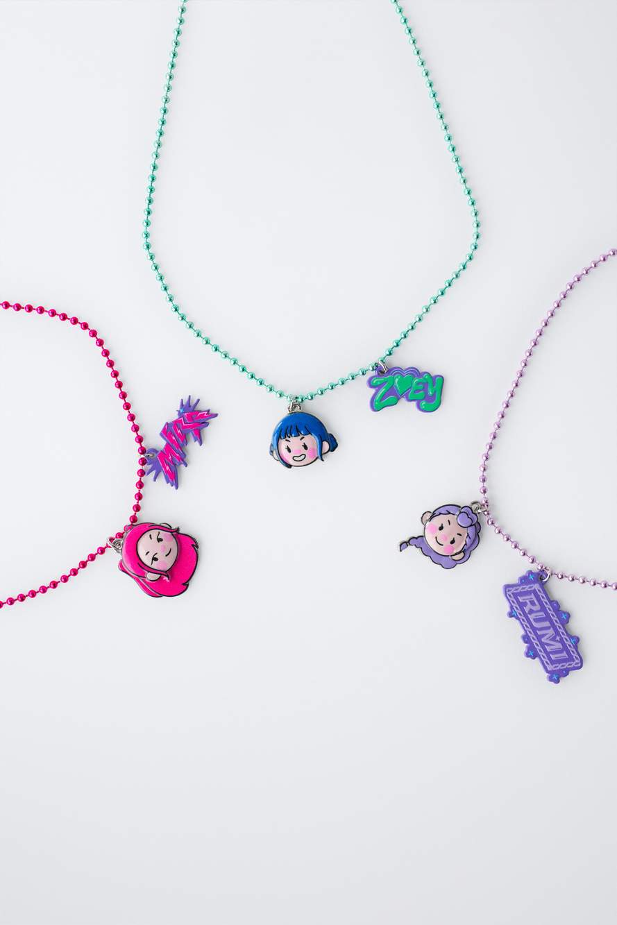 PACK OF THREE KPOP DEMON HUNTERS™ NETFLIX © NECKLACES — Product image 3 of 4