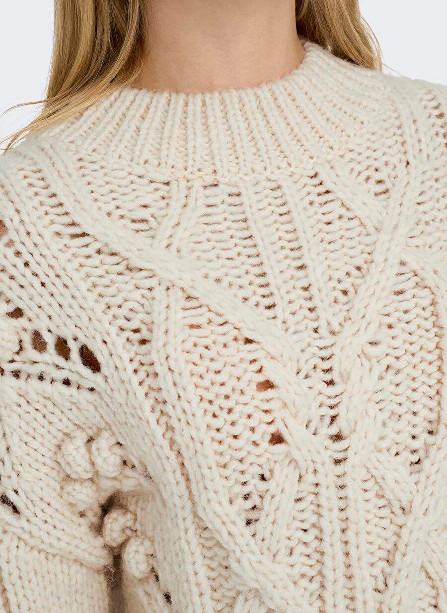 Only Krem Kadın O Yaka Örgü Kazak 15302273 ONLMARGARETHA LS SHORTCABLE HIGHNEC — Product image 3 of 5